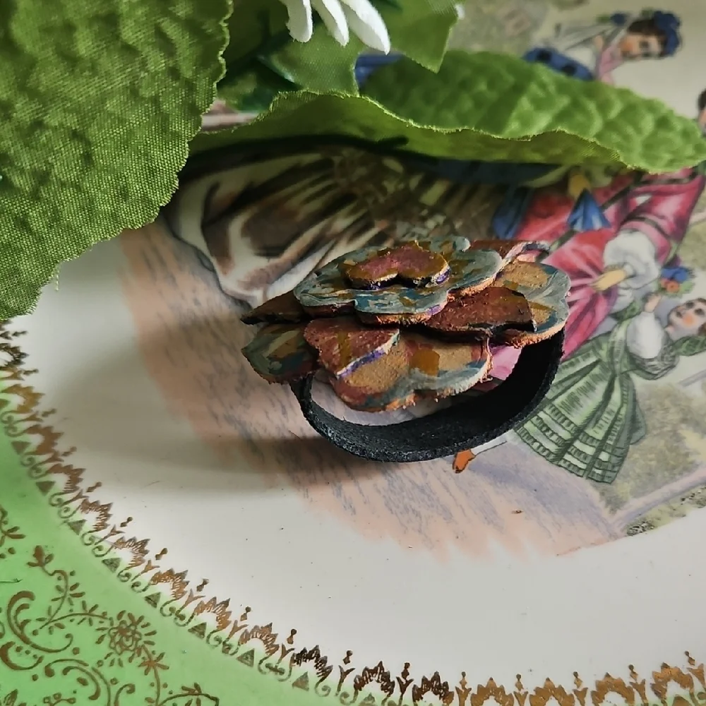 Hand Crafted Painted Floral Genuine Leather Pet Collar Accessory Charm NEW
